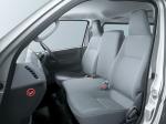 Toyota Hiace Combi 2004 года (JP)
